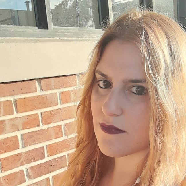 Lorena Paola Kostovezky